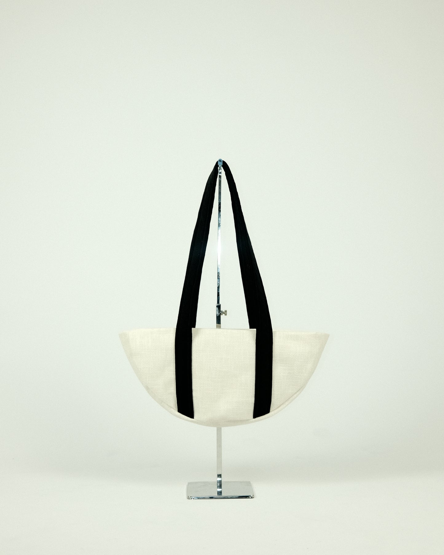 EFLIVI CHARCOAL-IVORY BAG