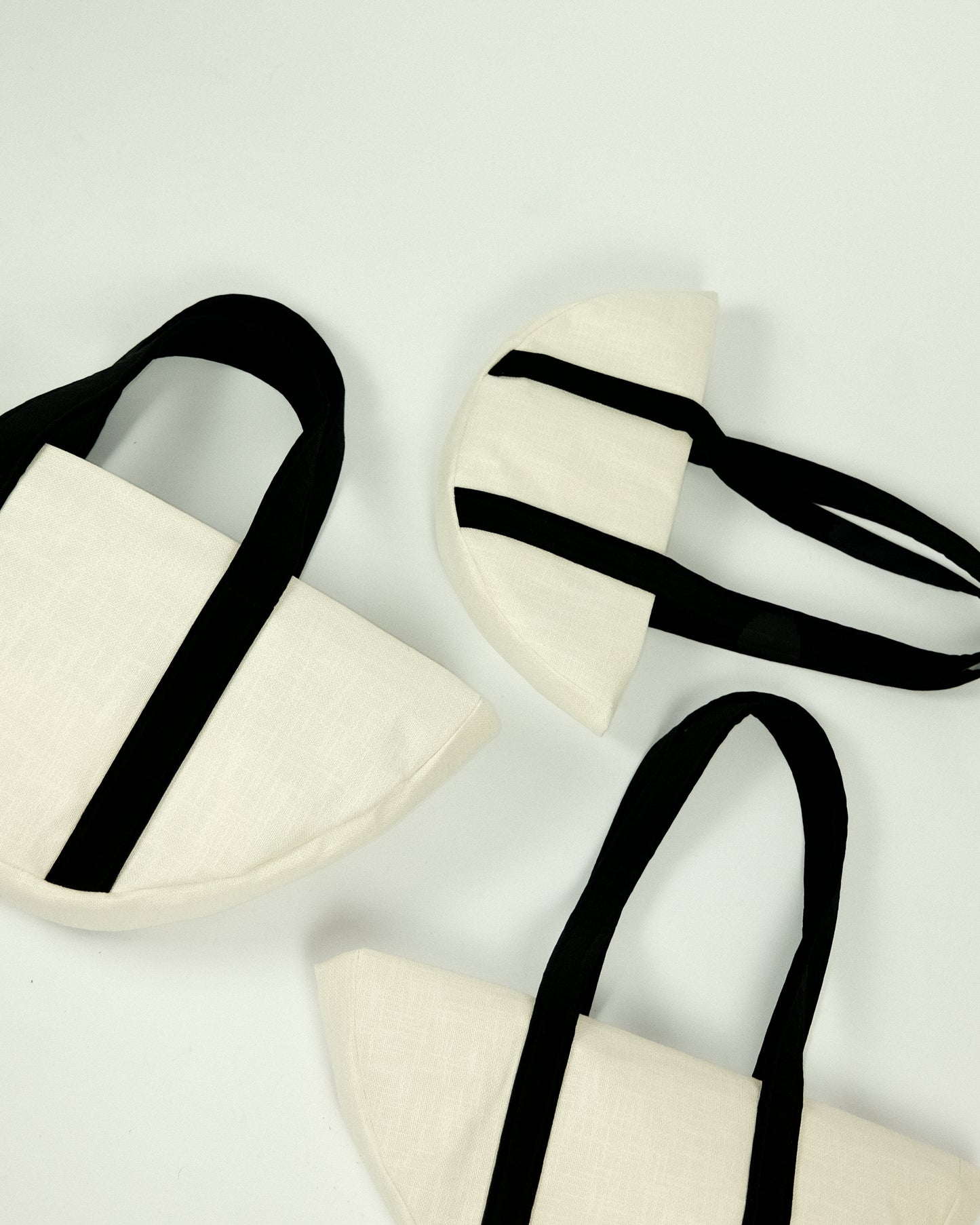 EFLIVI CHARCOAL-IVORY BAG