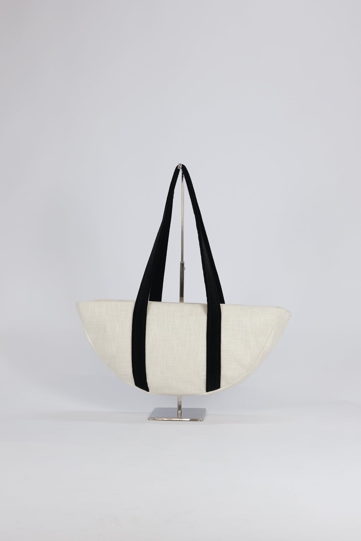 EFLIVI  CHARCOAL-IVORY BAG